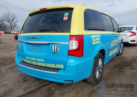 2014 Chrysler Town & Country Touring-L z USA, uszkodzony, nr VIN 2C4RC1CG5ER238422